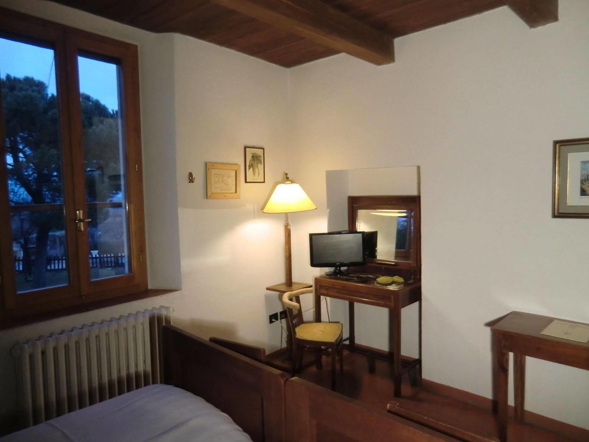 Agriturismo Ca'De'Gatti Faenza Kültér fotó